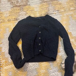 Brandy Melville sweater